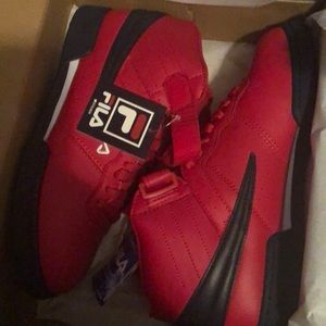Brand New Fila sneaks